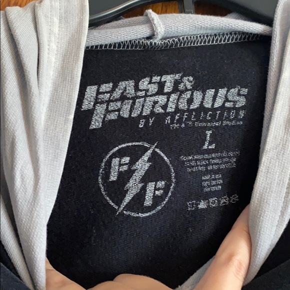 Fast & Furious Cut Cropped Hoodie - Picture 6 of 6